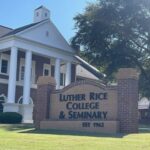 Georgia excludes students from state aid who choose to attend Christian college