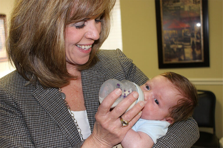 Illinois pregnancy centers continue challenge of law requiring abortion referrals